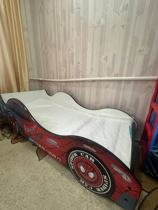 Кровать детская, новы матрас