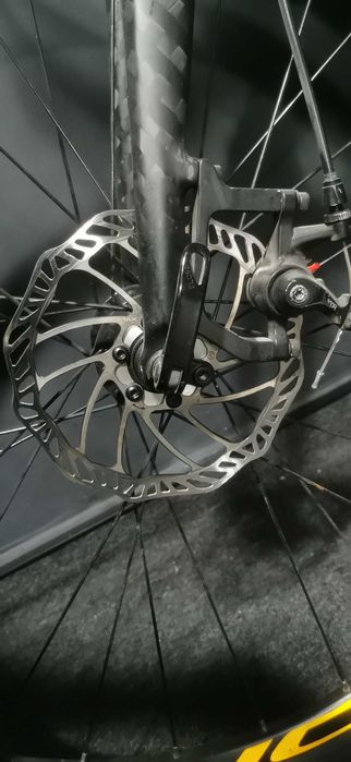 Cursiera Triban RC120/Frane pe Disc/Cadru Full Aluminiu