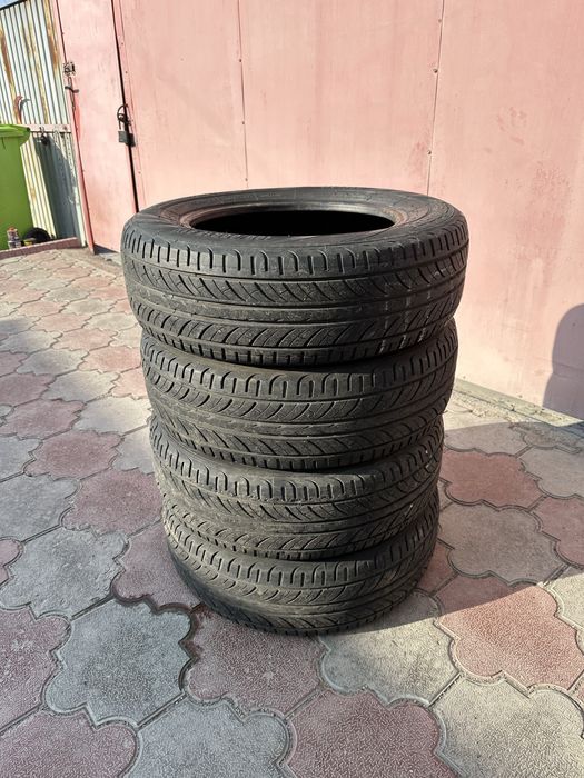 Шины 195 65 R15.
