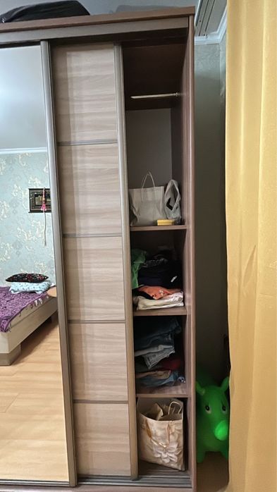 Шифоньер продам (шкаф)