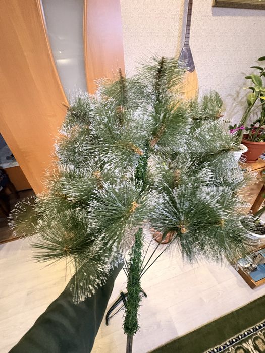 Елка новогодняя.