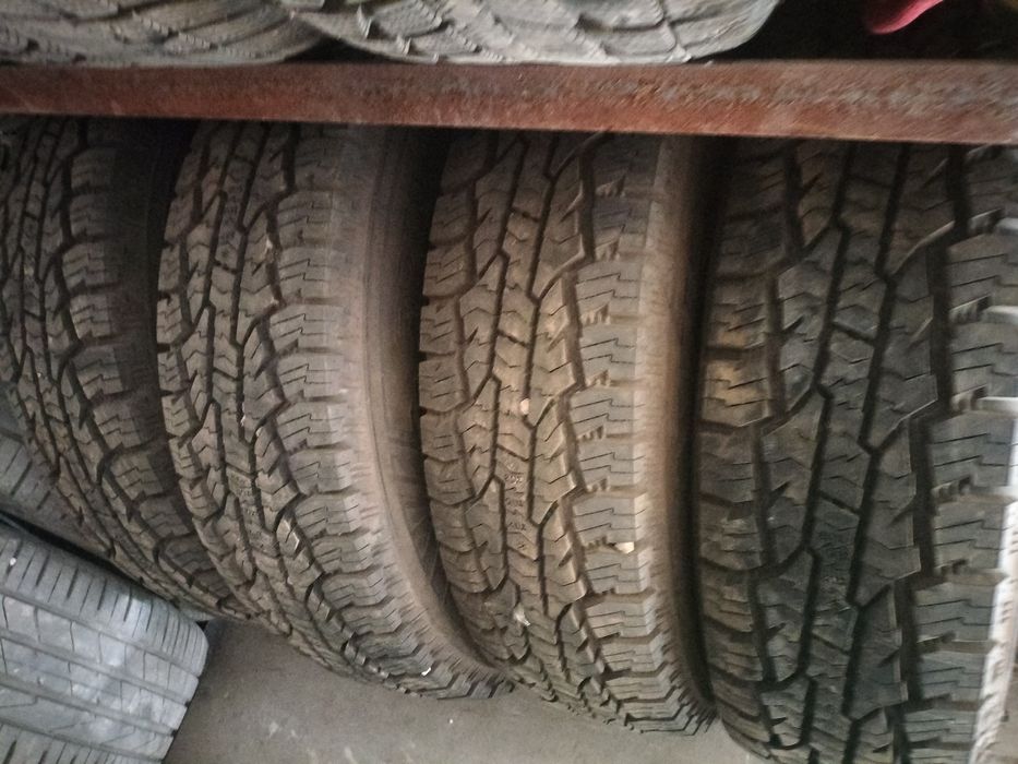 Комплект резины 235/85 R16