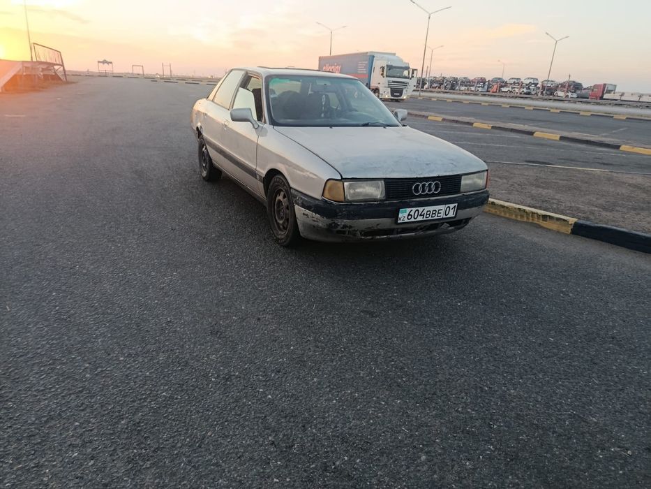 Ауди 80 1.8 газ бензин
