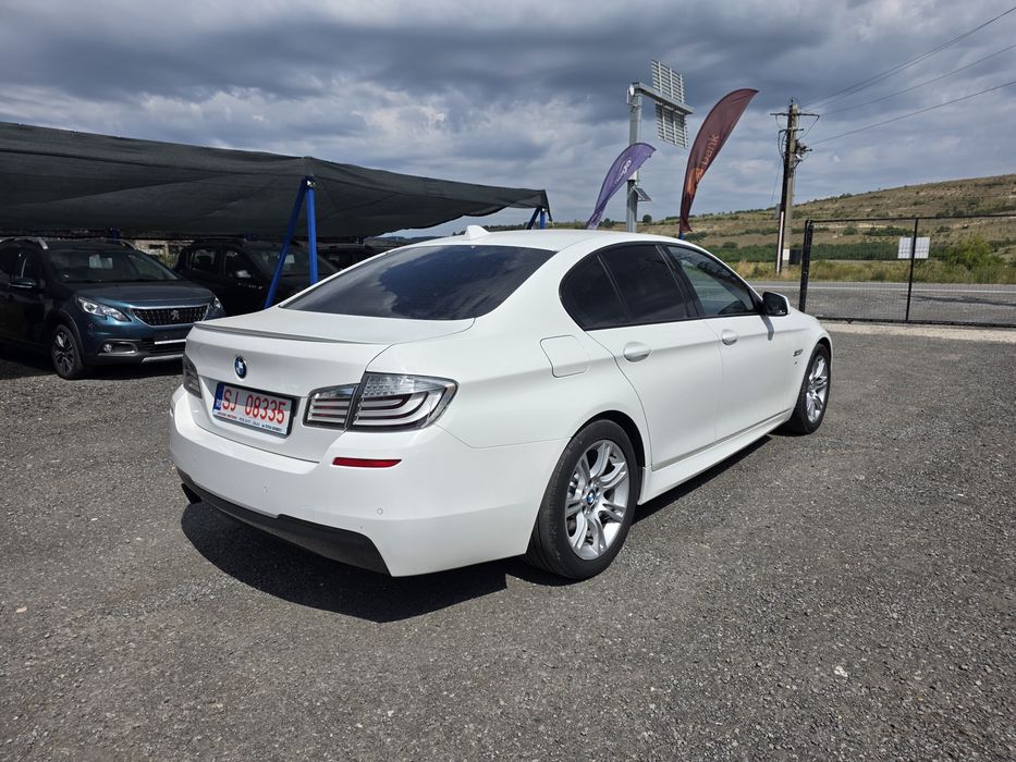 BMW 5 Series 2012 — imagine 4
