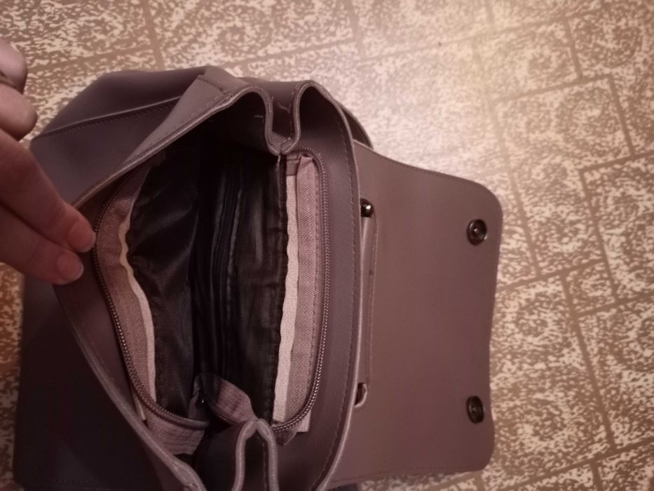 Продам сумку-рюкзак