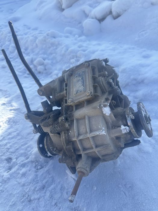 Продам раздатку на ниву