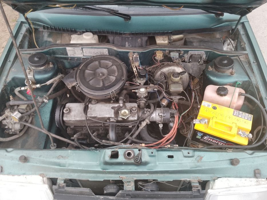 Vaz 2109samara sotiladi