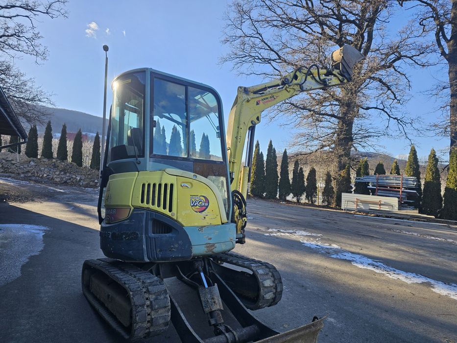 Vând Miniexcavator Yanmar vio 35 3.5 tone