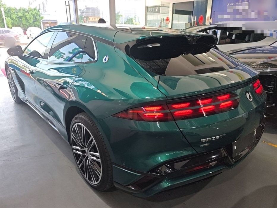 Denza Z9GT, 2026 Flash Charge Flagship 
RWD