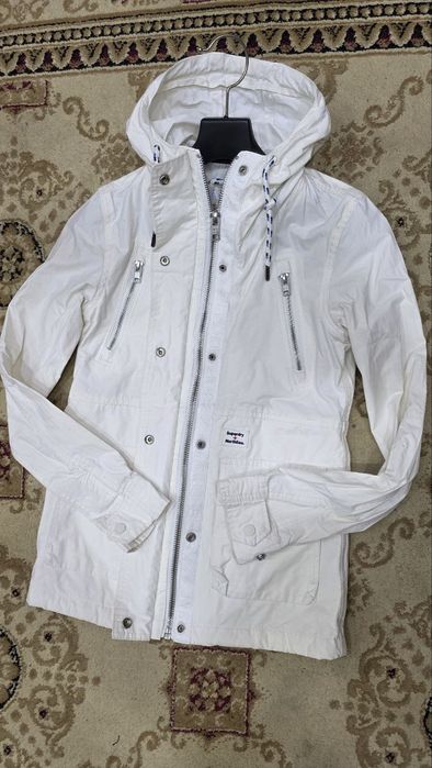 Оригинальная ветровка Superdry