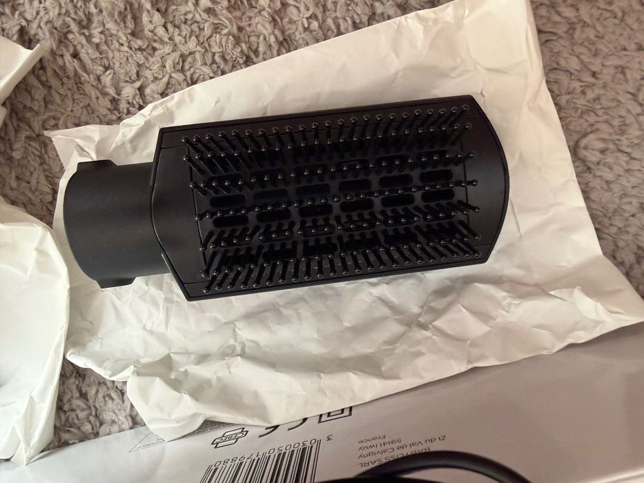 Perie electrică babyliss nouă