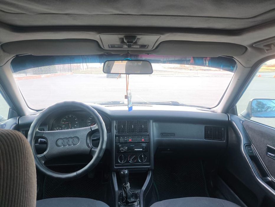 Продам Ауди 80 б4 2л-моно