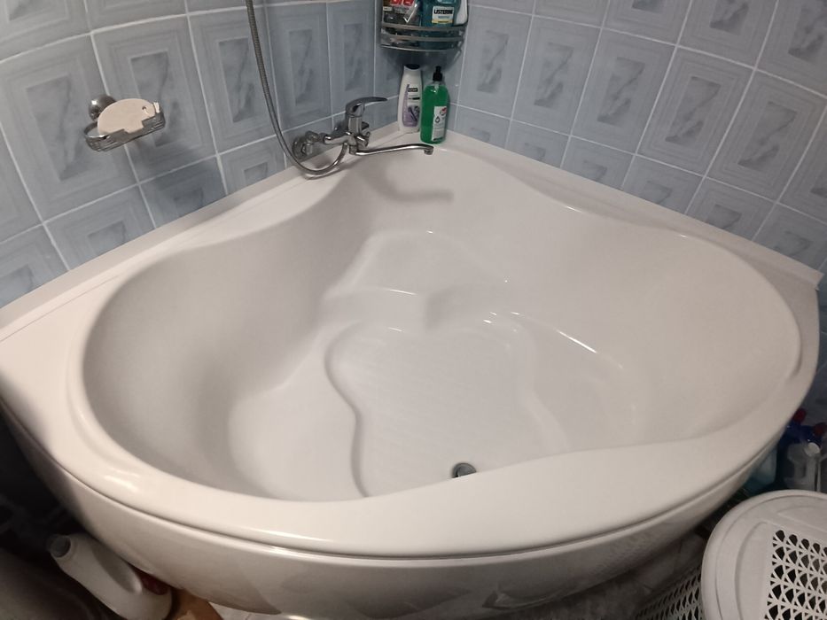 Cadă baie de colt 140/140 BELLA