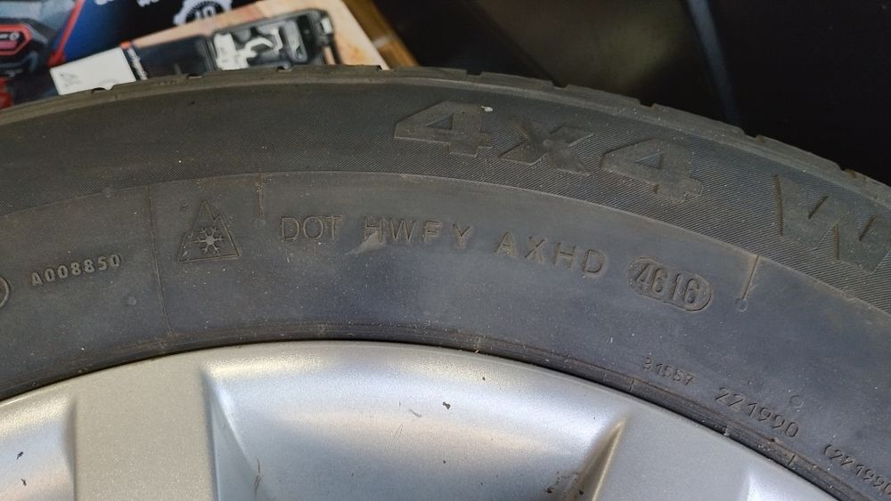 Джанти със зимни гуми Волво XC 90 4x4