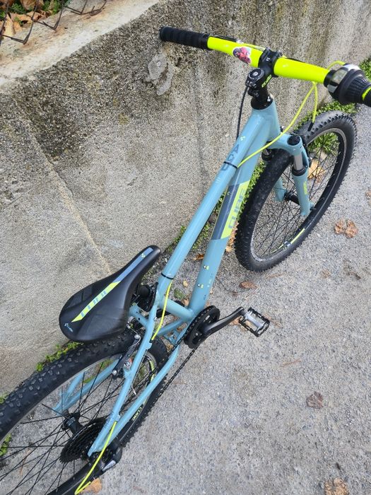 Cube Acid 24 цола 7 скорости Shimano преден амортисьор