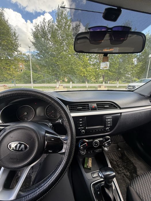 Kia Rio 2019 Автомат