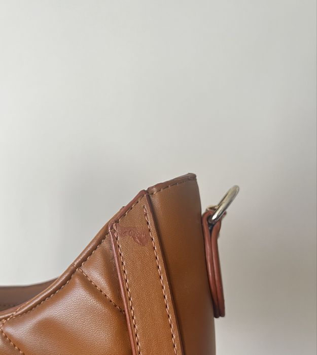 Дамска чанта guess abey