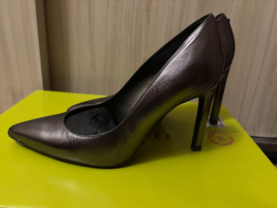 Официални обувки на висок ток Ted Baker