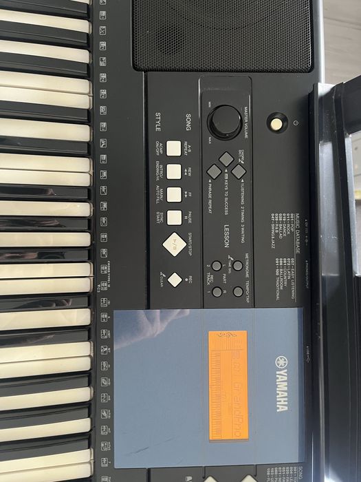 Yamaha PSR E333 orga
