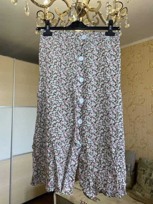 Юбки, брюки, куртка, кофта