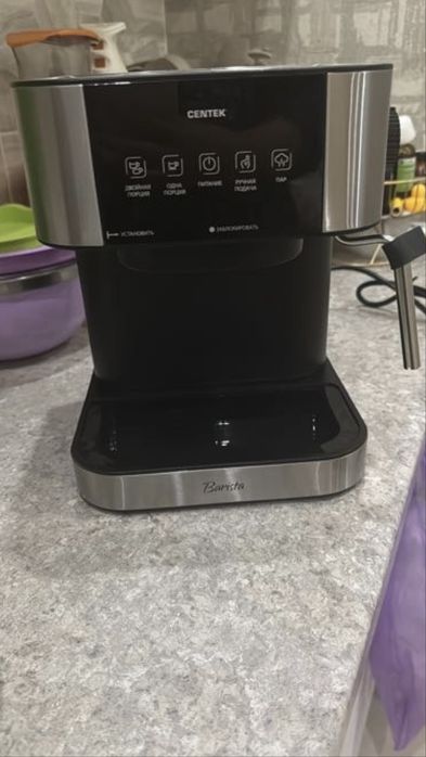 Кофеварка новая