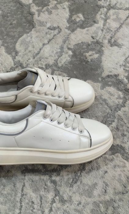 Krasofka under armour Alexander McQueen