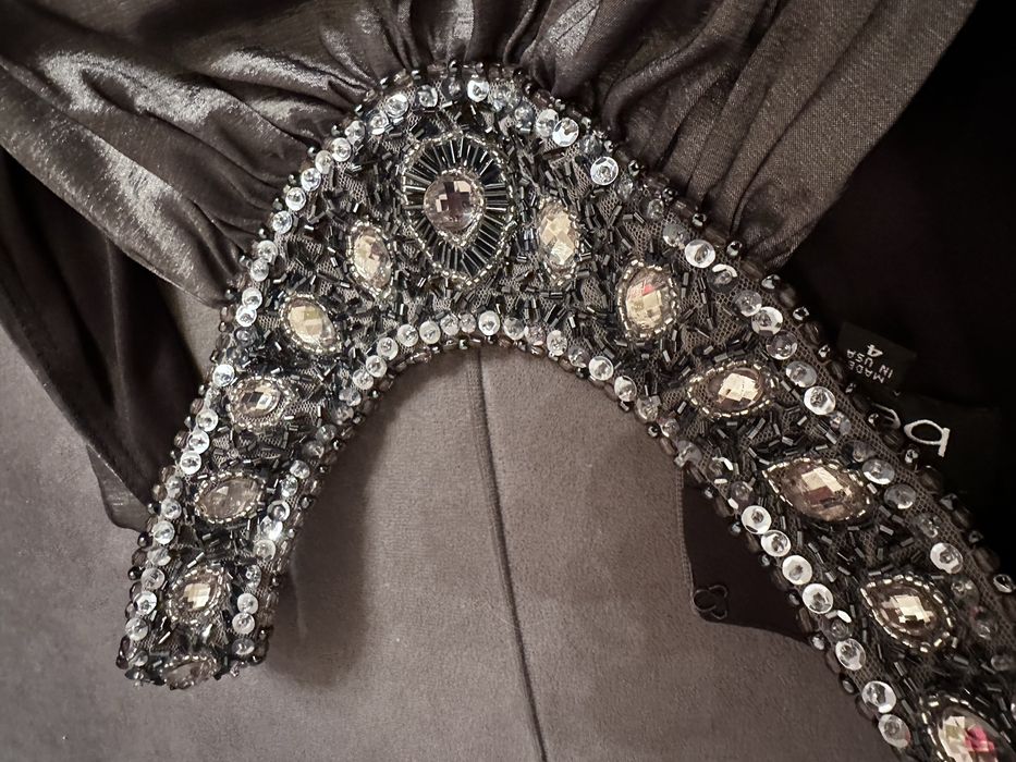 Продам платье BEBE