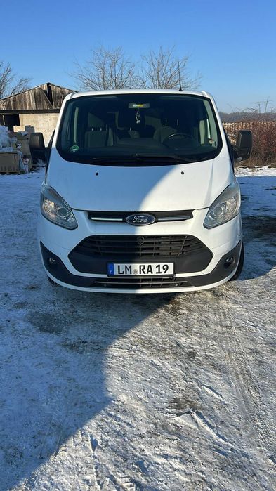 Ford Transit Custom 9 Locuri
