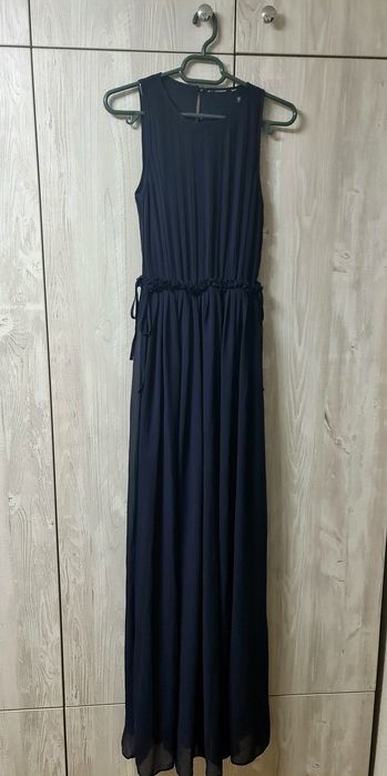 Rochie H&M noua, culoare bleumarin, marime S/M