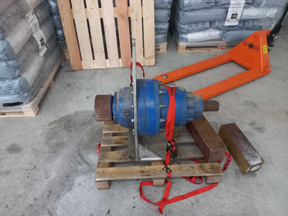 Reductor coaxial sitti