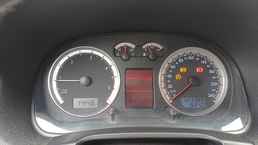 Golf 4 1.9 tdi an 2003