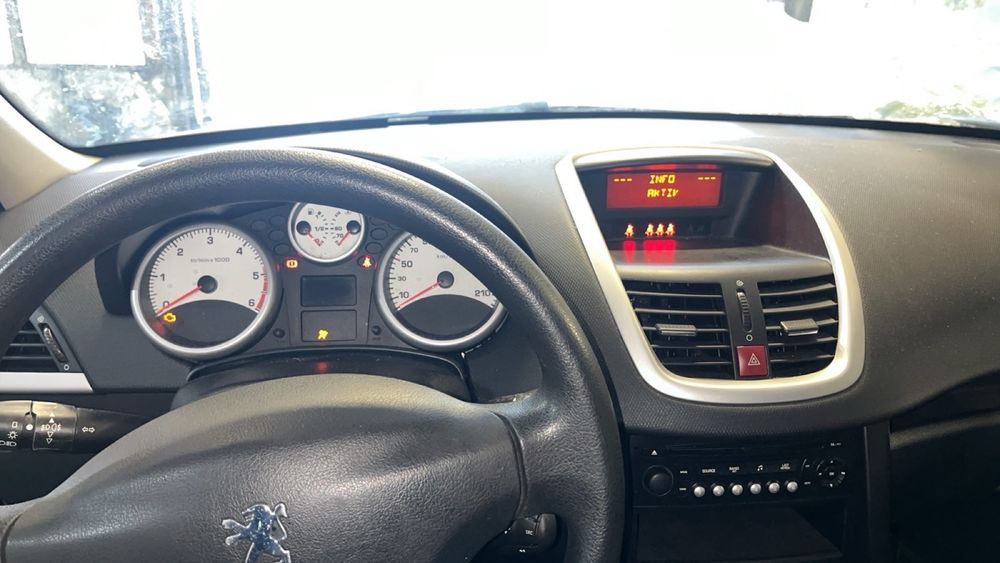 Пежо 207 1.6 HDI 110 к.с на части!