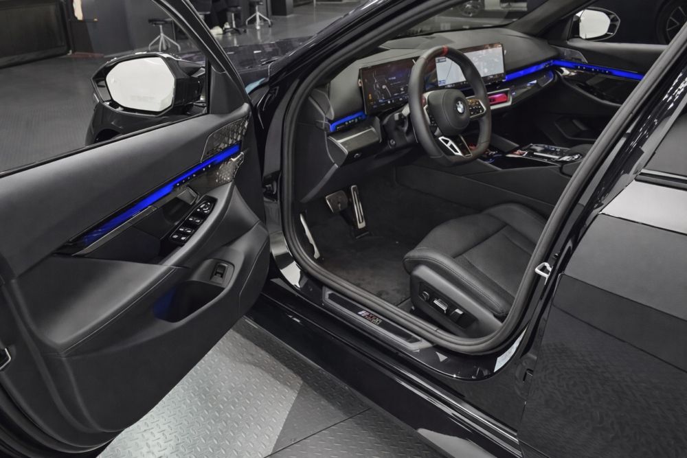 BMW M5 (G90) 2025 год