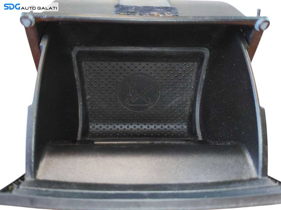 Sertar Spatiu Depozitare Bord Skoda Superb 2 2008 - 2013 Cod 3T0857961B 3T0863284A [LR1656]