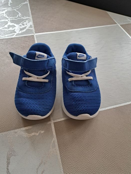 Детски маратонки !