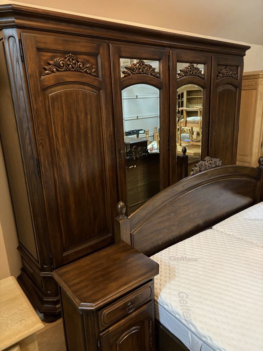 Dormitor complet din stejar