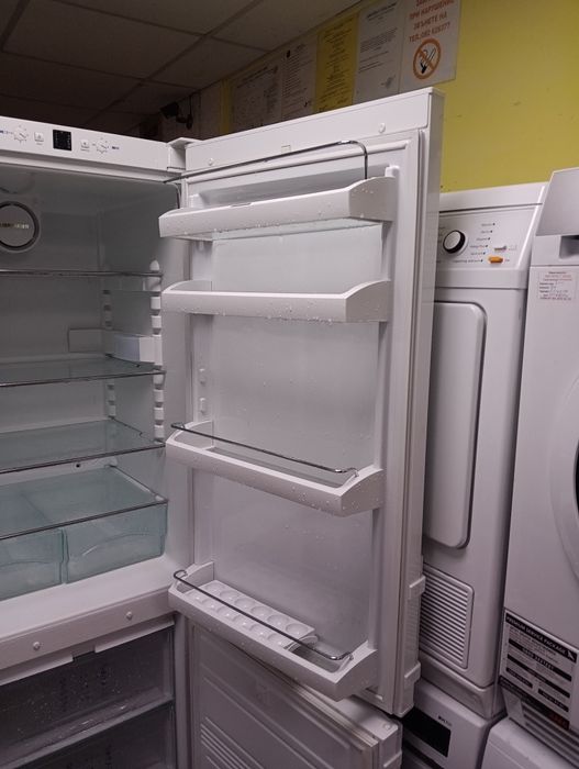 Комбиниран хладилник с фризер Liebherr No Frost 2 години гаранция!