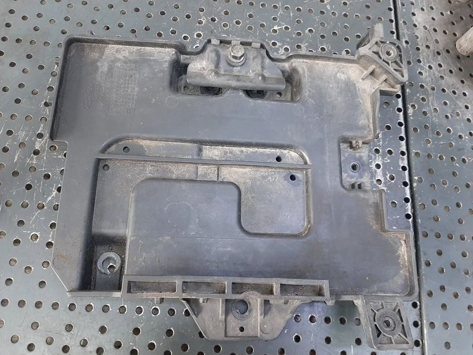 suport baterie  1.4 benz g4fa kia ceed 2 jd 37150-a2000