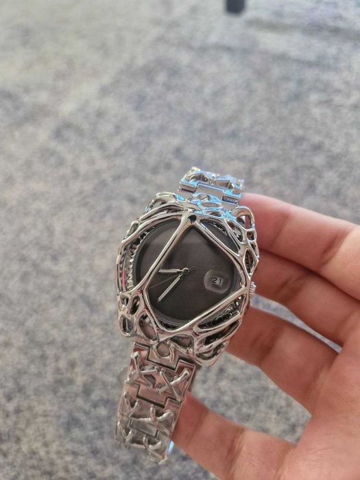 Часы Премиальные Oulm a unique designer.