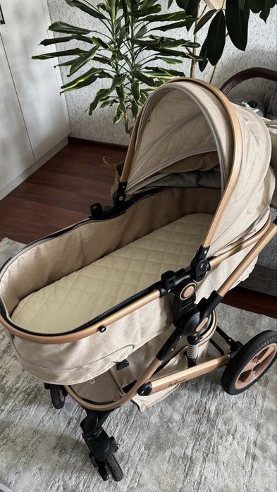 Продам Коляску belecoo