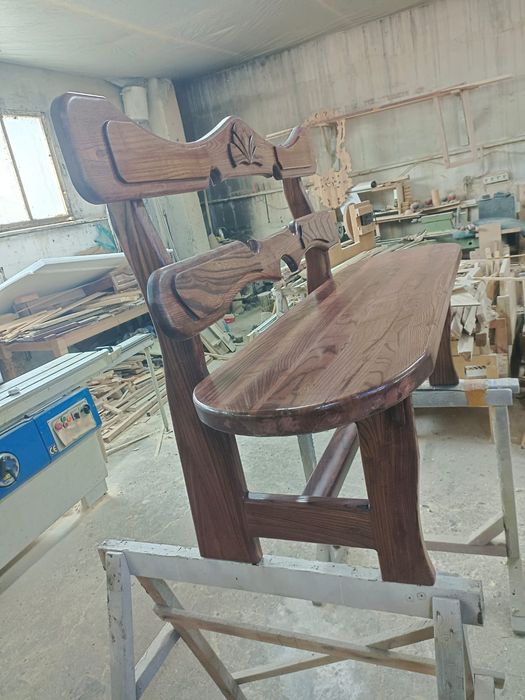 Скамейка из дерева, лавка