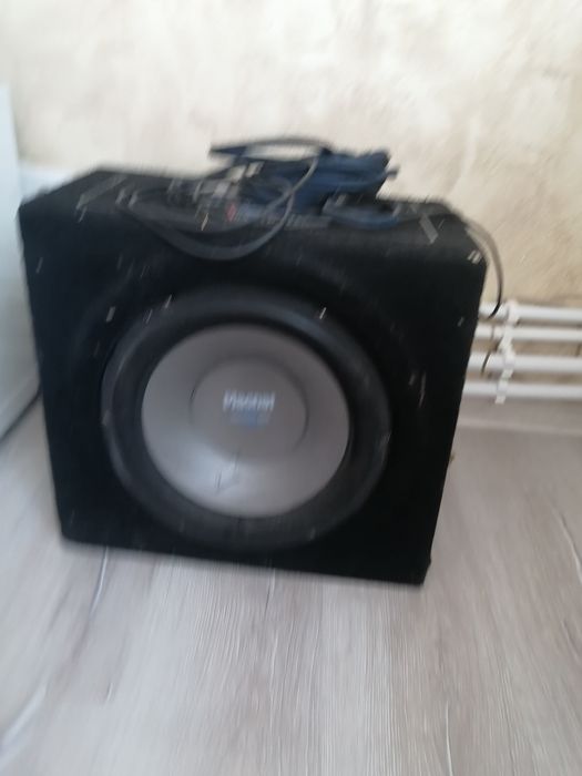 Vând subwoofer auto