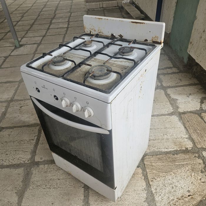 Газовый плитка в рабочем состоянии.