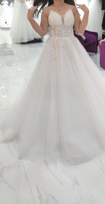 Булчинска  рокля