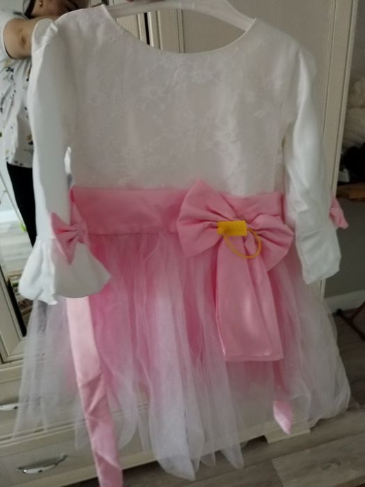 Продам новое платье р. 120