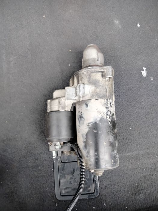 Продам стартёр на Мерседес