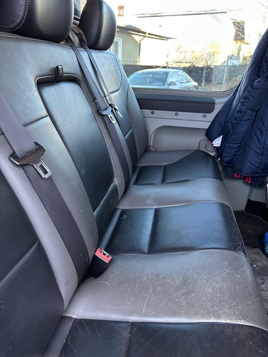 Opel vivaro cu 6 locuri
