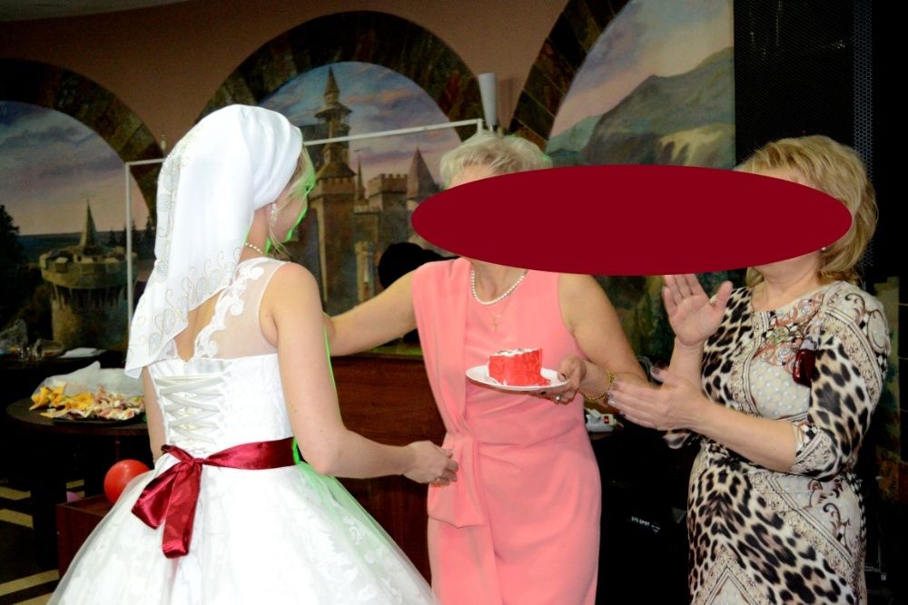 Свадебное платье.