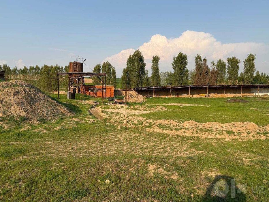 Юкоричирчик район.От Уртасарая 8км.Продам 30 сот под  коттеджи или др.