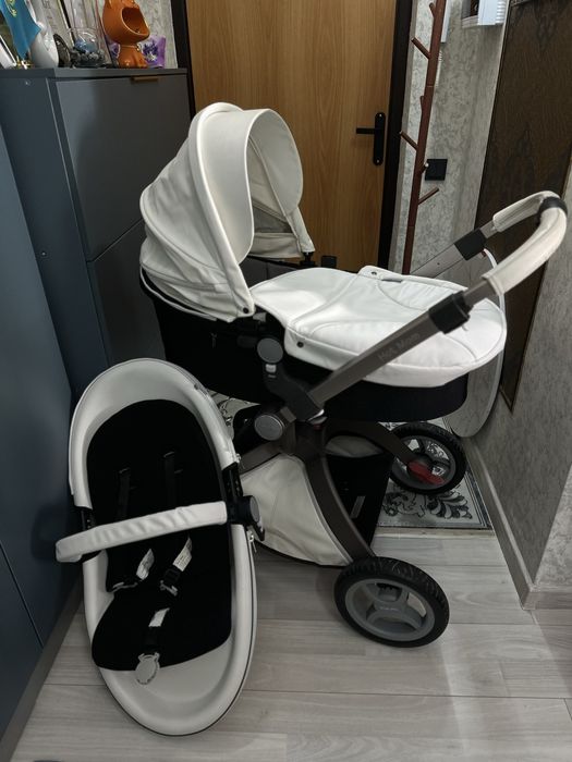 Коляска качественная